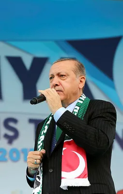 'Senden olsa olsa darbecilere şakşakçı olur'