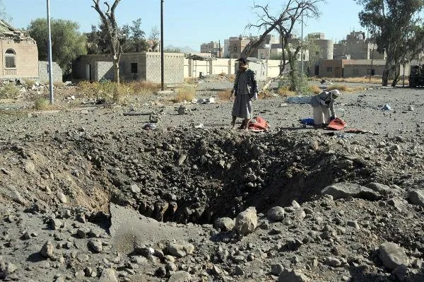 Suudi Arabistan Yemen'i vurdu: Onlarca ölü var!-1