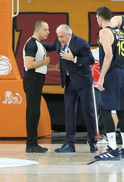 galatasaray-doga-sigorta-83-64-fenerbahce-beko-mac-sonucu-1572194007366.jpeg