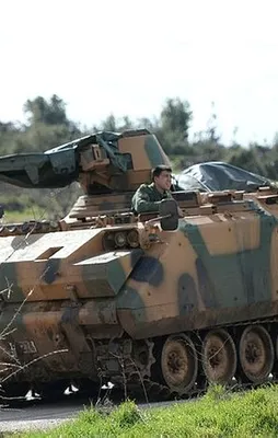 Afrin'de YPG'nin sözde karargahları böyle imha ediliyor