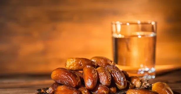 Ele krem sürmek orucu bozar mı?