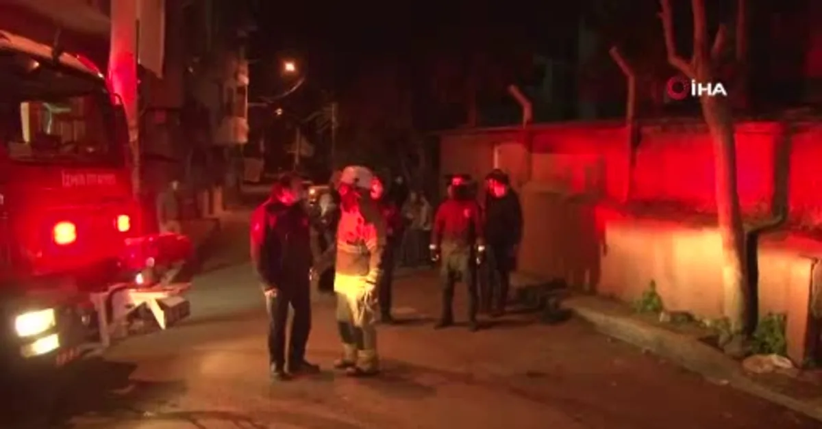 SON DAKİKA: İzmir'de 'Gece Kartalları'ndan hayat kurtaran hamle: 13 kişi tahliye edildi