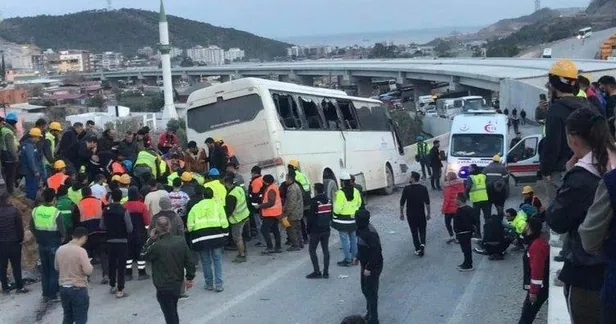 Mersin'de Akkuyu Nükleer Güç Santrali işçilerinin servisi devrildi: 11 yaralı! Peş peşe servis kazaları dikkat çekiyor-7