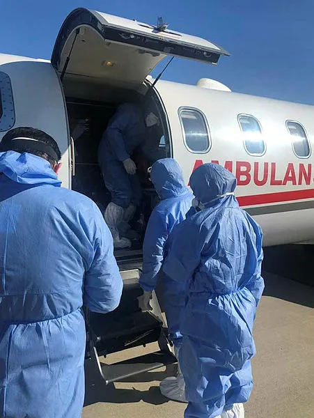 İsveç'teki Türk hasta Emrullah Gülüşken ambulans uçakla Ankara'ya getirildi-3