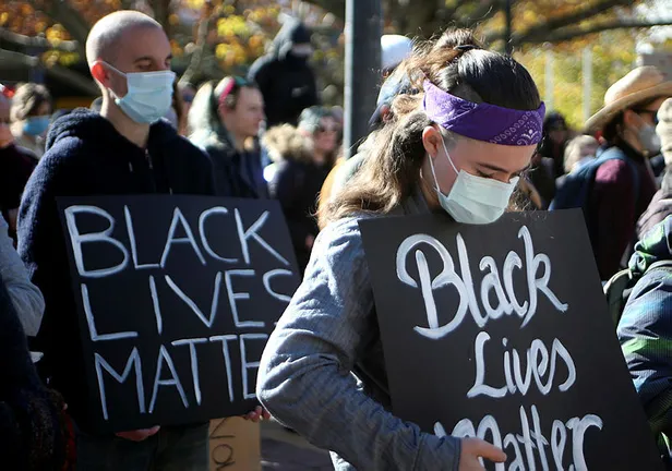 meksikada-george-floyd-olayina-benzer-polis-siddeti-protesto-edildi-1591342562954.jpg Meksika'da George Floyd olayına benzer polis şiddeti protesto edildi-7