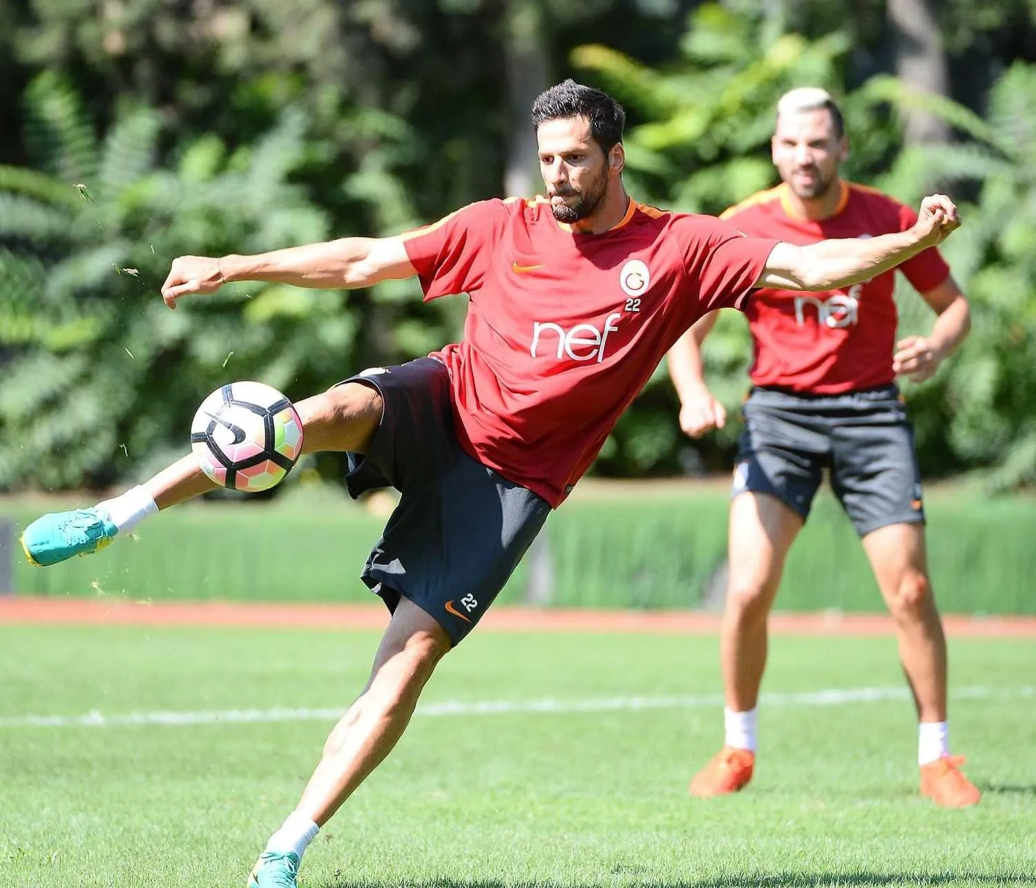 Galatasaray'dan Şampiyonlar Ligi'ne dev transfer! - 2