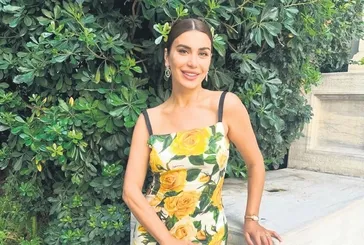 Ünlü mankene havyar şoku... 250 gramı 280 bin TL!