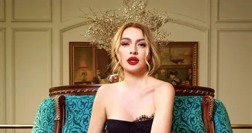 Hadise Instagram paylaşımlarıyla kendisini iyice ayağa düşürdü! Ayna önünde mayosuyla dans edip...