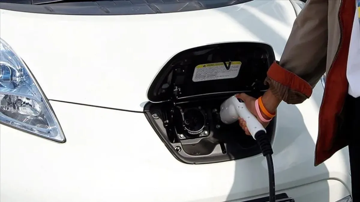 Casusluk tehlikesine karşı küresel alarm: Kritik tesislerde yabancı elektrikli araç yasağı genişliyor