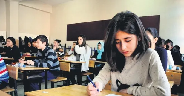 Kademeli eğitim: 5. ve 9. sınıf öğrencileri yüz yüze eğitime bugün başlayacak