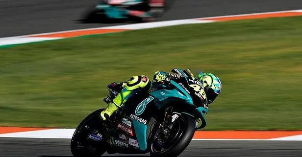 MotoGP’de bir devir kapandı: Efsane isim Valentino Rossi pistlere veda etti