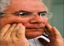 Çeneniz ve başınız ağrıyorsa diş hekimine gidin!