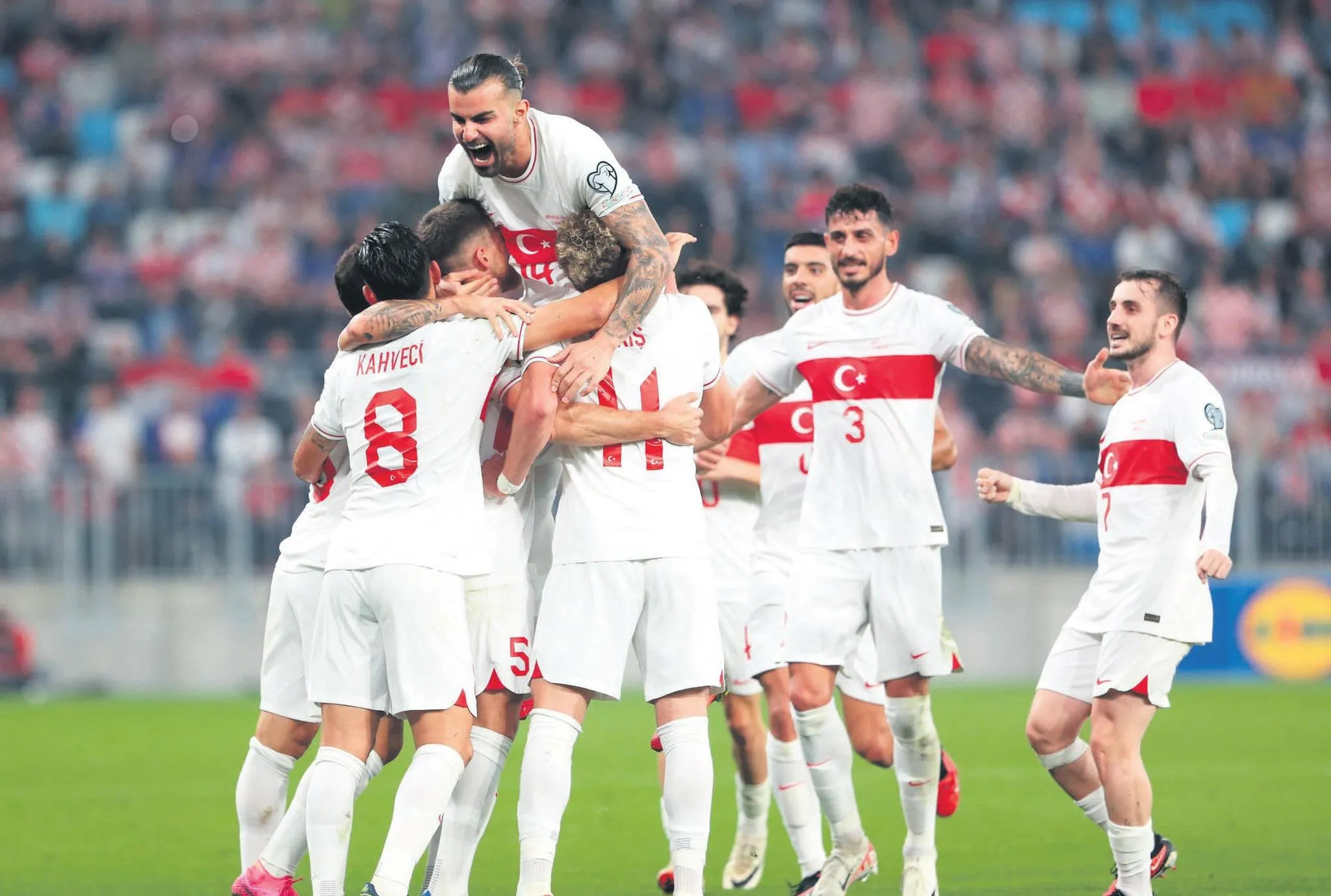 ’Veni’ gittik ’Vidi’ gördük ’Vici’ yendik