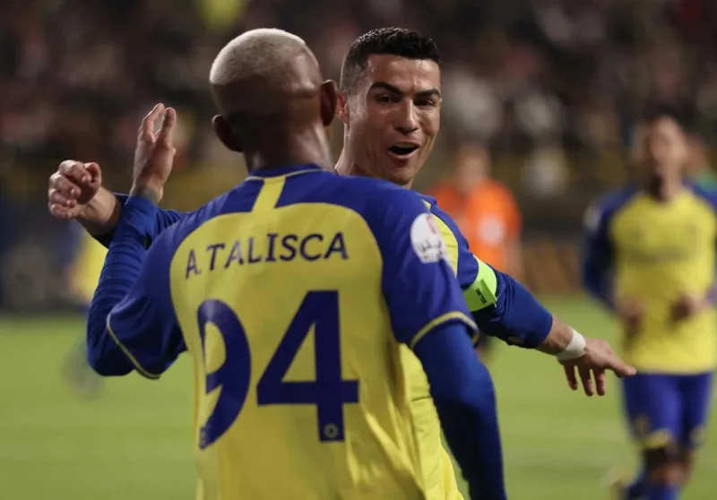 yer-yerinden-oynayacak-galatasaraydan-talisca-bombasi-1709891767072.jpeg Yer yerinden oynayacak! Galatasaray'dan Talisca bombası-4