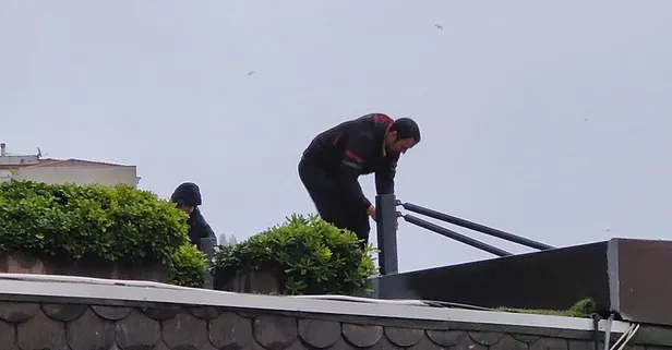 Uyuşturucu ve fuhuş partilerinin merkezi Bebek Otel'deki kaçak bölümlerin yıkımı başladı!