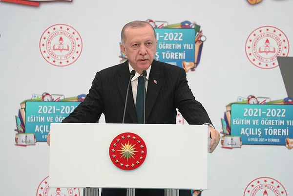 son-dakika-baskan-erdogandan-yeni-egitim-ogretim-yili-acilisinda-onemli-aciklamalar-1630918072899.jpg SON DAKİKA! Başkan Erdoğan'dan Yeni Eğitim Öğretim Yılı Açılışında önemli açıklamalar-2