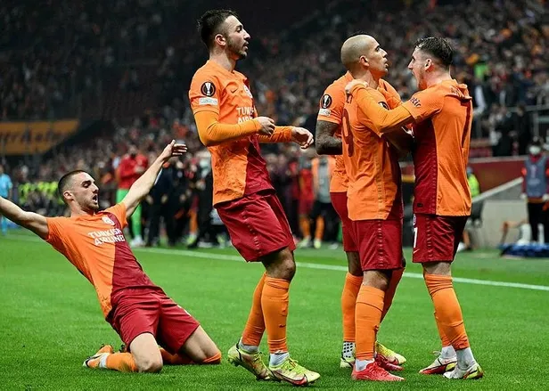 dev-derbide-tum-gozler-feghouli-ve-irfan-canda-olacak-anahtar-10larin-elinde-1637267759959.jpeg