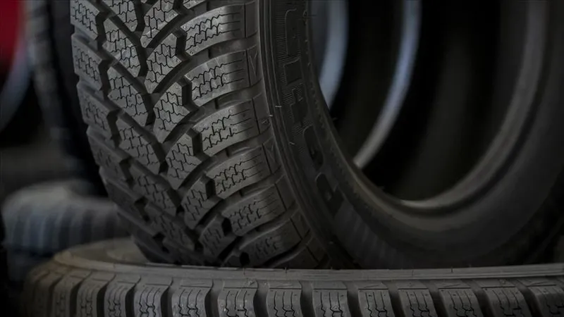 kis-lastigi-ne-zaman-takilacak-kis-lastigi-hangi-araclar-icin-zorunlu-1727254947660.jpg Kış lastiği ne zaman takılacak? Kış lastiği hangi araçlar için zorunlu?-4