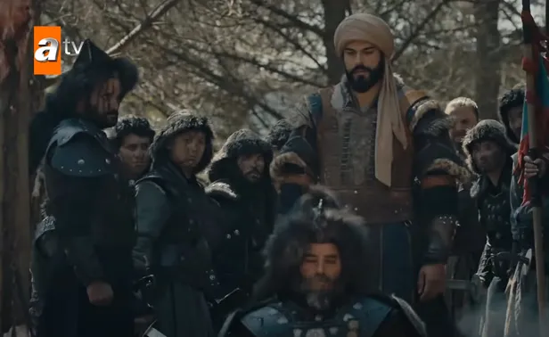 sen-kim-olursun-da-onu-surgun-edersin-kurulus-osman-56-bolum-fragmani-bos-gurultuye-pabuc-birakmadi-gozlerini-oyacak-1619259872824.jpg Sen kim olursun da onu sürgün edersin! Kuruluş Osman 56. bölüm 2. fragmanı: Babam Söğüt'e geldiği vakit...-3