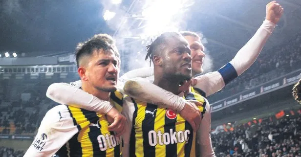 Başakşehir 10 kişi kaldı Fenerbahçe dünyaları kaçırdı! 3 puan penaltı ile geldi