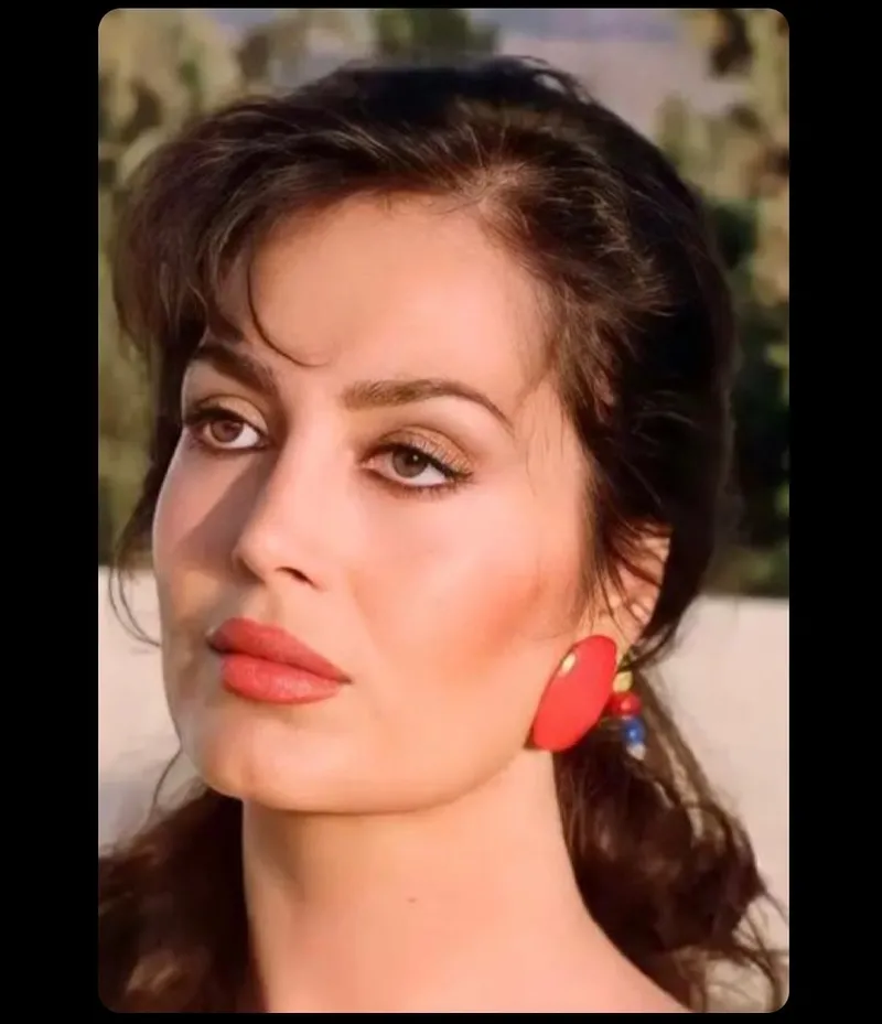 turkan-soray-arsivi-karistirip-sosyal-medyayi-salladi-takipcileri-bakmaya-doyamadi-1775133877935.jpg Türkan Şoray arşivi karıştırıp sosyal medyayı salladı! Takipçileri bakmaya doyamadı-5