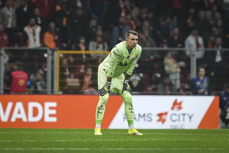 Galatasaray ilk transferini bitiyor! Anlaşma neredeyse tamam - 22