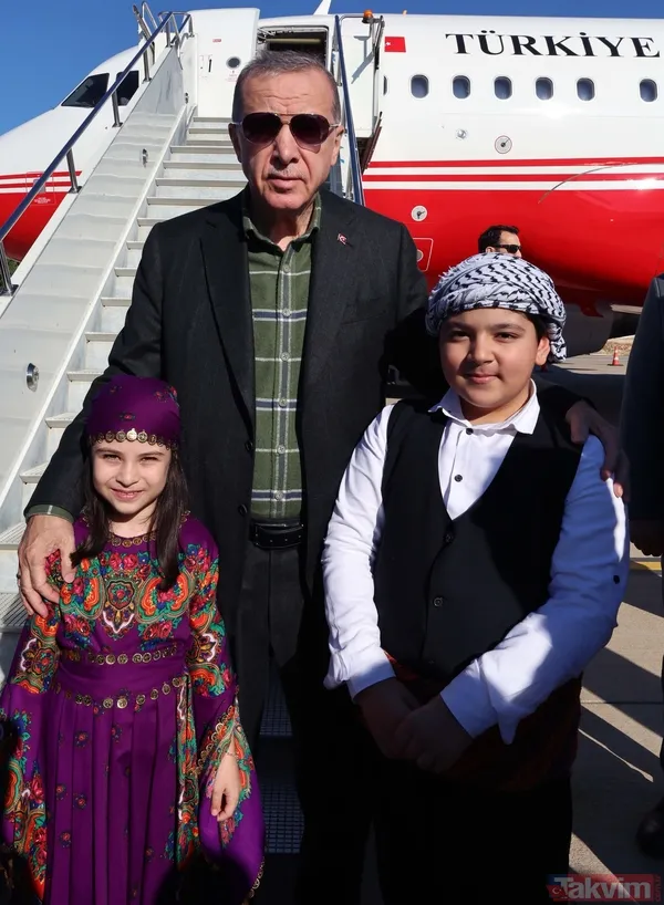 Vatandaşlardan Mardin'de 6'lı masaya pankartlı gönderme: Üzümümüz şiredir 6’lı masa fitnedir! Reis sen dik dur Mardin halkı seninledir - 4