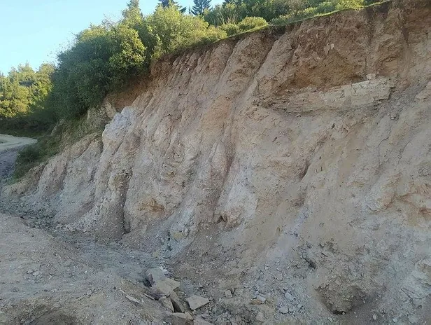 manisanin-turgutlu-ilcesinde-roma-donemine-ait-mezar-bulundu-1642454828841.jpeg Manisa'nın Turgutlu ilçesinde Roma dönemine ait mezar bulundu-1