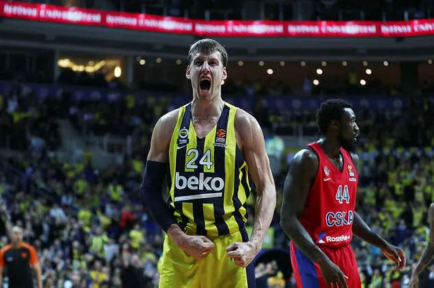 Fenerbahçe basketbol takımı Çek pivot Jan Vesely ile sözleşme yeniledi