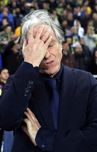 Fenerbahçe'de düşüş neden başladı? Takvim.com.tr Jorge Jesus'la ilgili çarpıcı gerçeği ortaya çıkardı