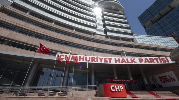 chp-genel-merkezinde-ince-trafigi-kilicdaroglundan-gorusun-istegine-dikkat-ceken-yanit-1597043697139.jpg CHP Genel Merkezi'nde İnce çatlağı büyüyor! Kılıçdaroğlu'ndan gönülsüz teklif...-1