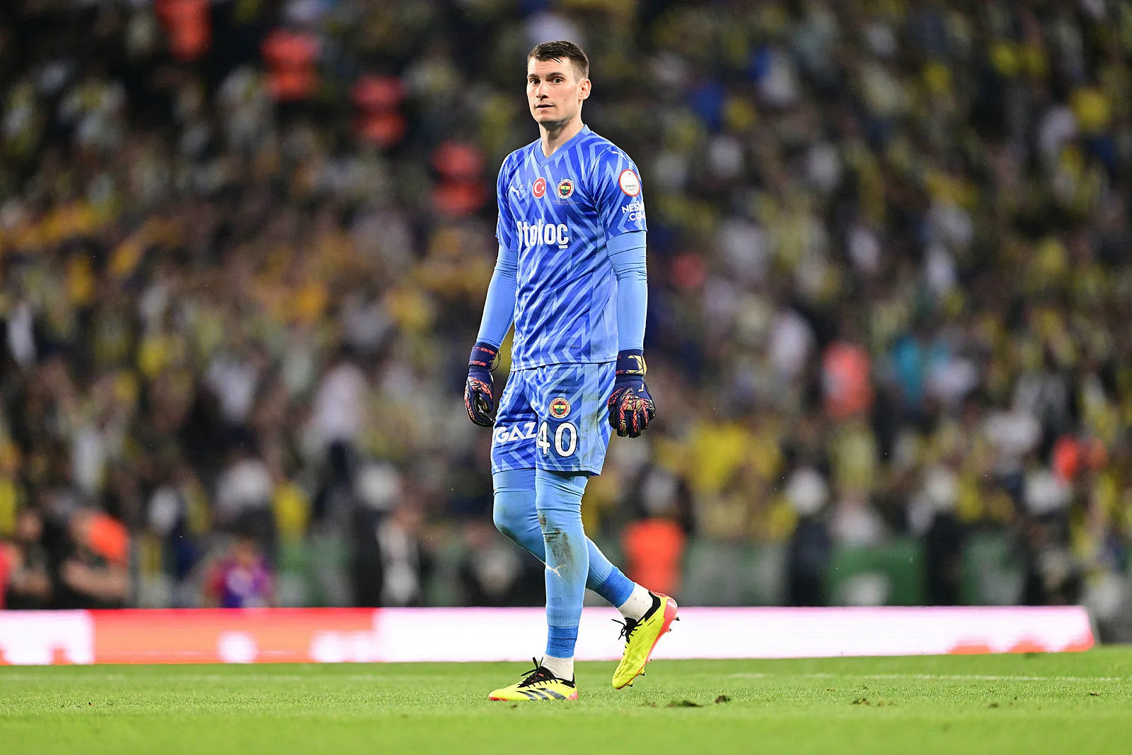 İsmail Kartal'dan stoper kararı! Olympiakos maçı 11'i şekillendi - 9