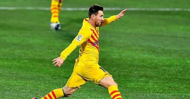 Barcelona’nın yıldızı Messi, La Liga’da 500. maçına çıktı!