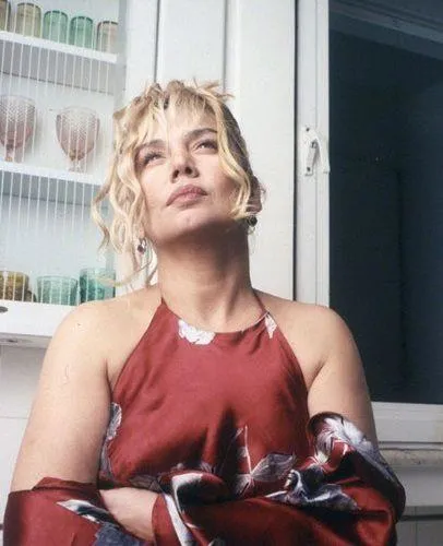 Koronavirüs salgını müzisyenleri vurdu: Sezen Aksu ünlü şarkılarıyla destek olacak-8