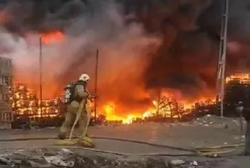 Eyüpsultan’da fabrika bahçesinde yangın
