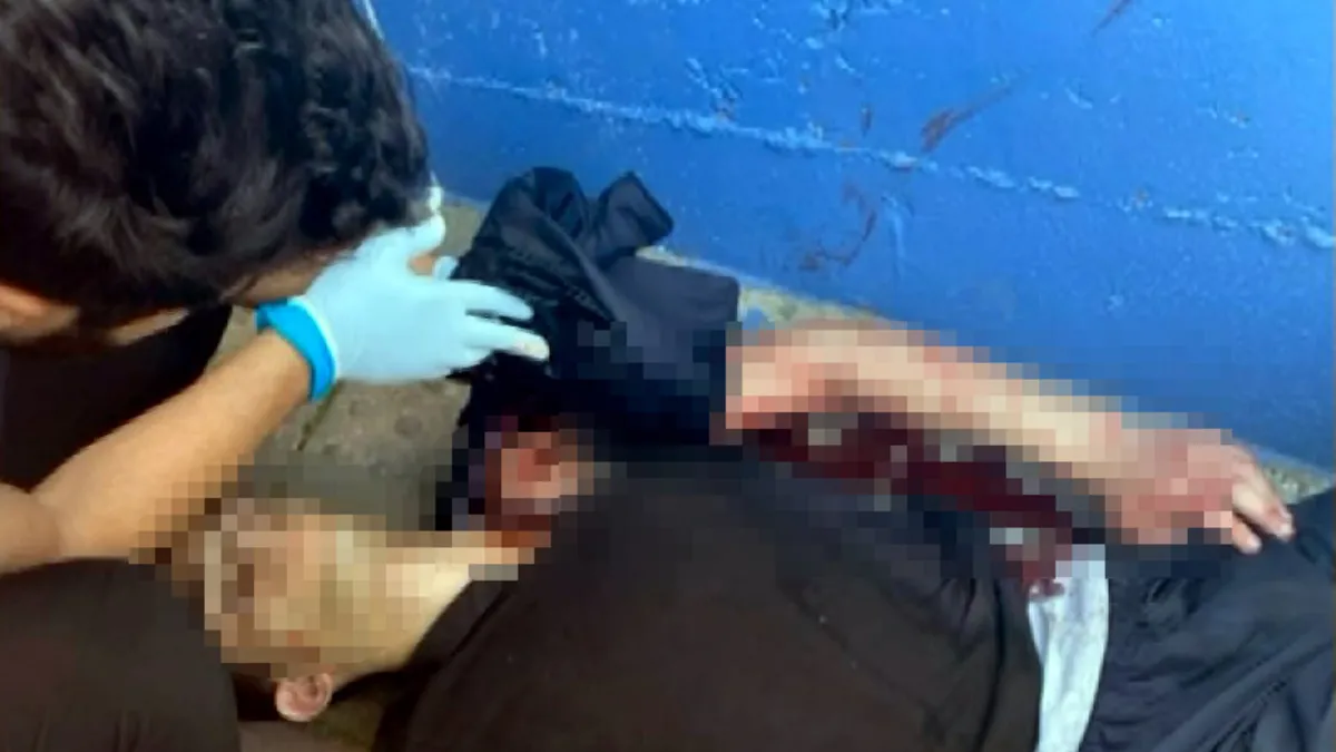 Lisede bıçak dehşeti! İstanbul Avcılar'da 16 yaşındaki iki öğrenci kanlar içinde kaldı!