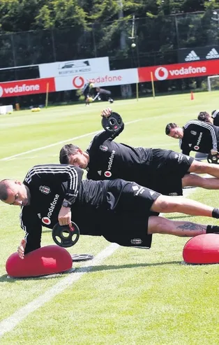 Beşiktaş'ta coronavirüs kabusu! Başkan Çebi'nin de testi pozitif çıktı, toplam vaka 10 oldu