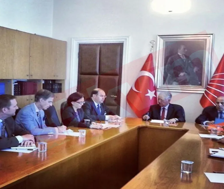 1732444943108.jpg CHP'den CIA-MOSSAD masası öncesi ABD-İsrail-FETÖ trafiği! Takvim.com.tr MYK raporuna ulaştı... Görüşme gayriresmi ihanet aleni-6