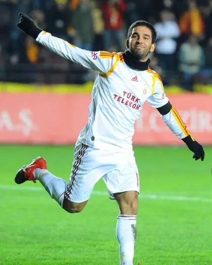 Galatasaray’ın efsane kaptanları