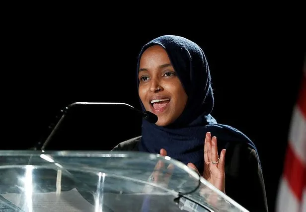 SON DAKİKA: ABD’nin ilk kadın Müslüman vekillerinden İlhan Omar yeniden seçildi-2