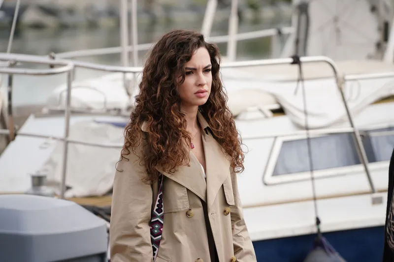 bir-gece-masali-7-bolum-nefes-kesti-canfeza-ve-ezra-nene-buyuk-tehlikede-1729071374902.jpg (Kaynak: ATV)