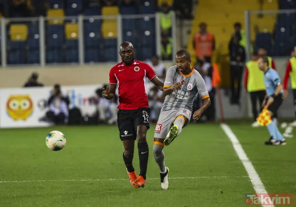 Galatasaray taraftarından Fatih Terim'e büyük tepki: Sorun Levent hocada değilmiş - 11