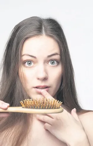 Saç dökülmesini önlemek mümkün