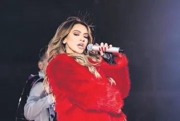 'Hadise' çok büyük! Ünlü şarkıcı Hadise'nin "Bebeleri pistten alalım" göndermesi ortalığı karıştırdı