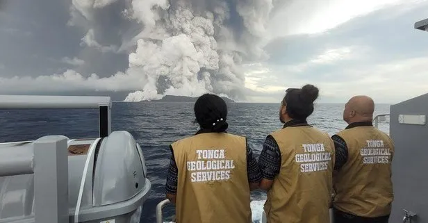 Son dakika... Tonga’da korkunç ikinci yanardağ patlaması! Tsunami uyarısı verildi: İletişim kuramıyoruz