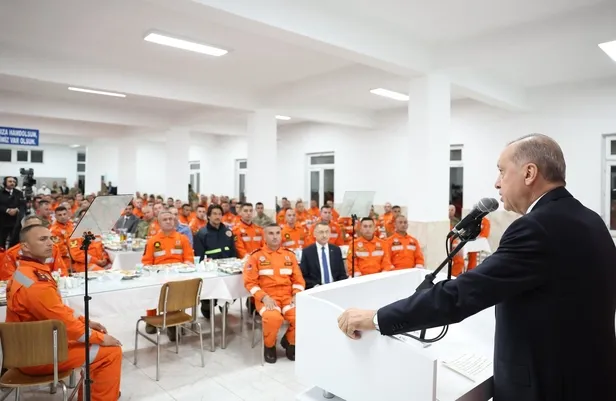 baskan-erdogan-savunma-sanayi-projelerimizi-siyasi-ve-ekonomik-gucumuzun-tamamlayicisi-haline-getirme-safhasin-1680034579219.jpeg Başkan Erdoğan: Savunma sanayi projelerimizi siyasi ve ekonomik gücümüzün tamamlayıcısı haline getirme safhasındayız-5