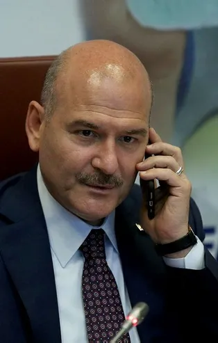 İçişleri Bakanı Süleyman Soylu'dan YKS'ye geç kalan öğrenciler için seferber olan polislere teşekkür: Türk polisi güvendir, sığınılacak limandır