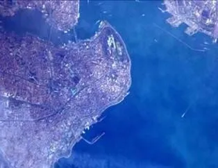 Uzaydan İstanbul...