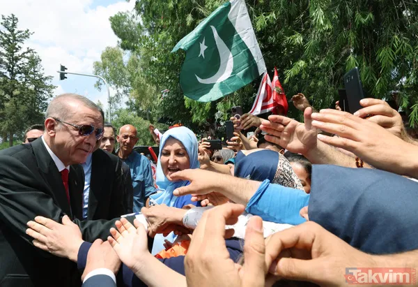 Seçim sonrası ilk yurt dışı ziyareti: Başkan Erdoğan, Kuzey Kıbrıs'ta! Dikkat çeken pankart: Sevdamız Mavi Vatan - 10