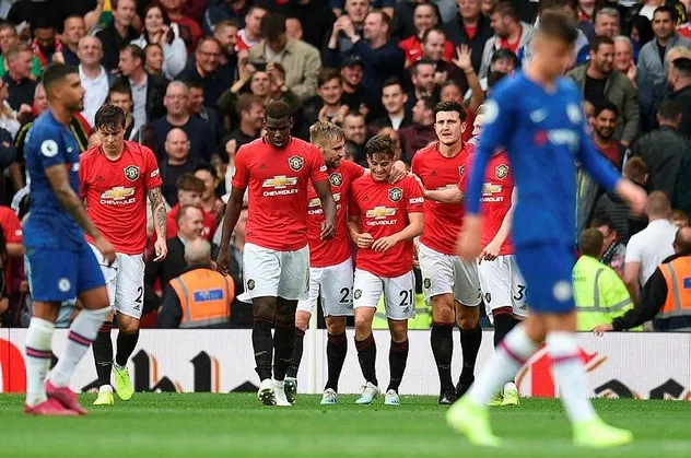 Manchester United Chelsea'yi ezdi geçti